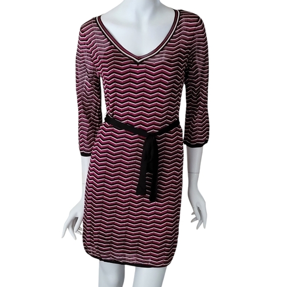 Trina Turk Purple, Black White Chevron Knit Belted Shift Knee Length Dress M - Picture 2 of 10